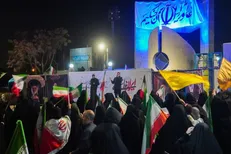 بیعت مردم مشهد با رهبر معظم انقلاب در یازدهمین شب از خروش خودجوش مردمی + فیلم (چهارشنبه ۲۰ اسفند ۱۴۰۴)