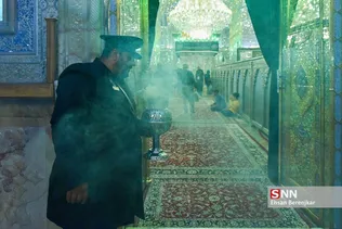 عزاداری شب چهارم محرم در حرم حضرت شاهچراغ(ع) شیراز با حضور عاشقان و دلدادگان اباعبدالله الحسین(ع) برگزار شد.