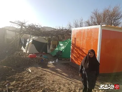 سرمای هوا شرایط زندگی را برای نوزادان و سالخوردگان در چادرها سخت کرده/ سیستم&zwnj; گرمایشی استاندارد؛ نیاز زلزله&zwnj;زدگان کوهبنان