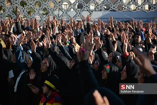 اجتماع مردمی عید بزرگ بیعت در میدان امام حسین(ع)