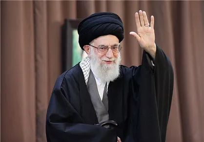 دانشجومعلمان همدان حمایت خود را از بیانات رهبر انقلاب در حرم مطهر اعلام کردند