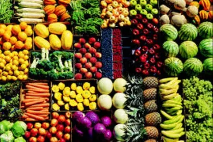 میوه&zwnj;های تابستانه در سبد مردم جای نمی&zwnj;گیرد + جدول