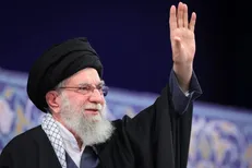آمادگی دانشگاه علوم پزشکی تهران برای ارائه خدمات درمانی و بهداشتی در مراسم وداع و تشییع پیکر رهبر شهید