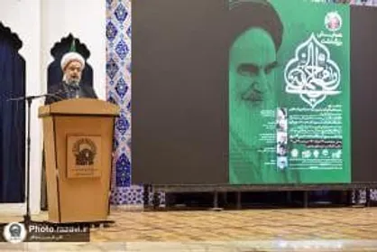 امام خمینی (ره) همواره بر وحدت مسلمین تأکید داشتند