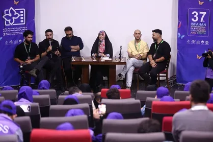 دانش&zwnj;آموزان شهید جنگ ۱۲ روزه می&zwnj;توانستند مخاطبان این جشنواره باشند! / انرژی بچه&zwnj;ها در جشنواره مرا به وجد آورد