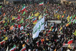 اجتماع خانوادگی «سلام فرمانده» در جمکران