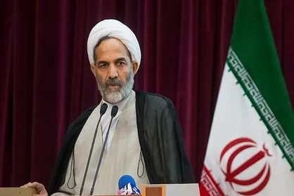 خصوصی&zwnj;سازی غیرصحیح بازیچه دست غارتگران بیت&zwnj;المال شده است