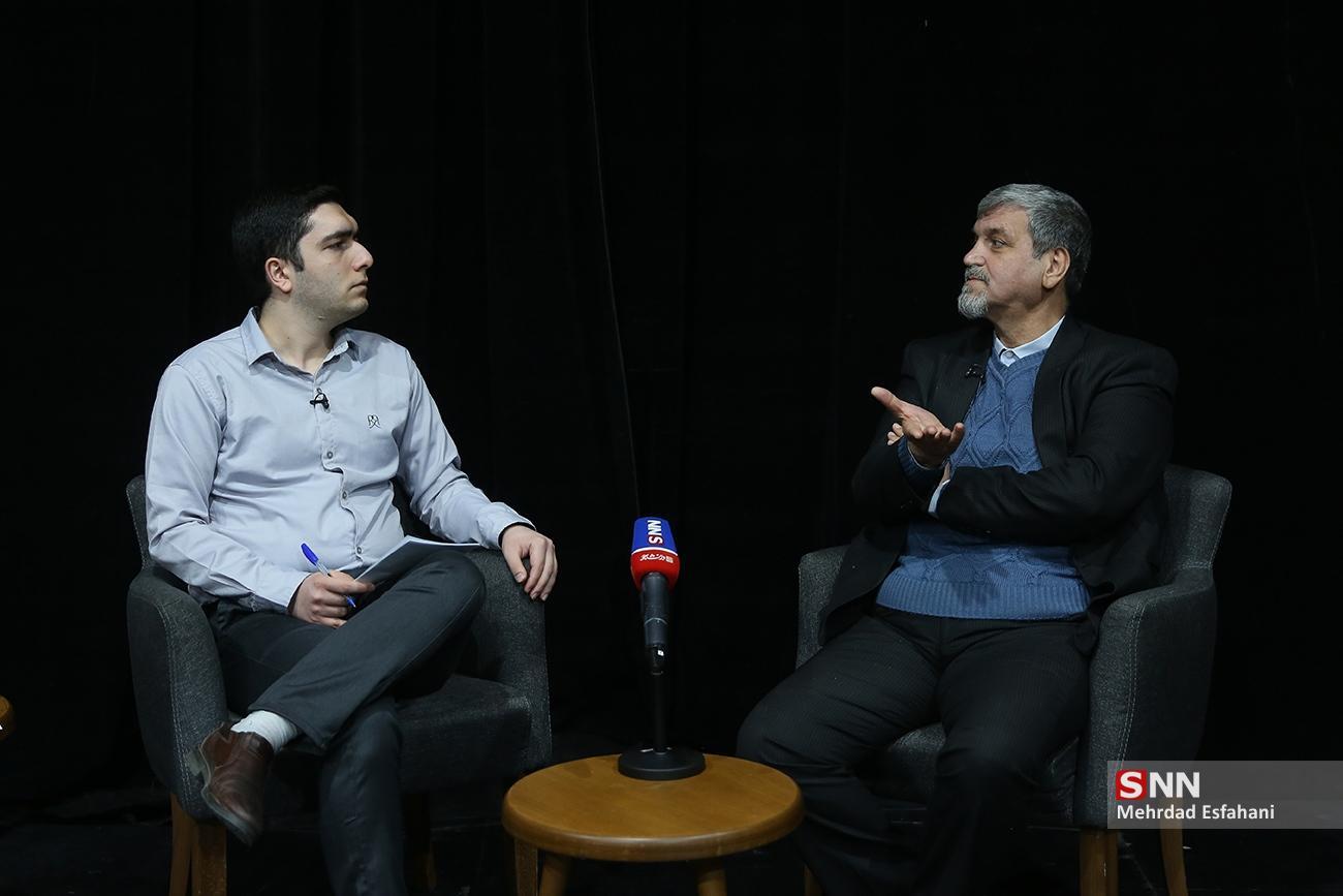 میزگرد با حضور کواکبیان