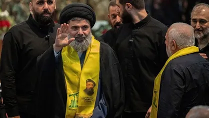 تجمع تهرانی&zwnj;ها در محکومیت جنایت صهیونیست&zwnj;ها در شهادت شهیدصفی الدین