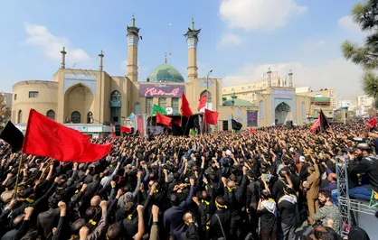 اقامه عزای دهه دوم محرم در دانشگاه آزاد کرج