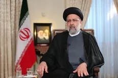 رئیسی: ۴۰ درصد پول نفت به صندوق توسعه ملی می‌رود / نان، دارو و بنزین تغییر نمی‌کند