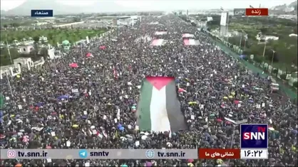 عکس حاج قاسم و سلاح در دست مردم یمن که امروز برای جهاد با رژیم صهیونیستی اعلام آمادگی کردند