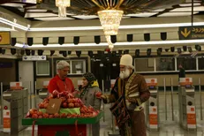 متروی تهران به استقبال شب یلدا می‌رود