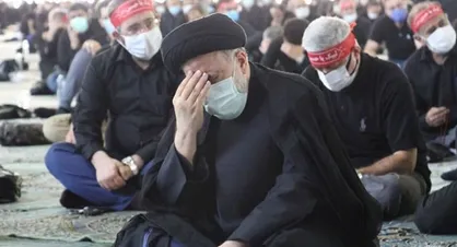مراسم عزاداری ظهر عاشورا در دانشگاه تهران با حضور رئیس جمهور