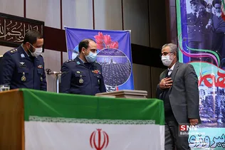 تجدید بیعت همافران با امام در مدرسه علوی