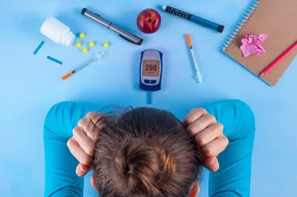هشدار استفاده افراطی کودکان از &laquo;گوشی&raquo; و خطر افزایش چاقی و دیابت