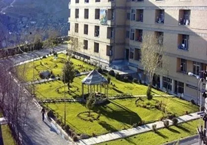 حادثه آتش سوزی در خوابگاه پسران دانشگاه شهید بهشتی/ دانشجویان آسیبی ندیده اند