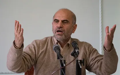 فیلم/ مومنی: خصوصی&zwnj;سازی اسم رمز کسب رانت شد!