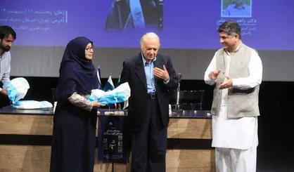اقبال لاهوری راه خودشناسی و خودباوری را به ما نشان داد