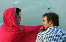 بهت و ابهام! / نگاهی به پر افتخارترین فیلم جشنواره فجر «شبی که ماه کامل شد»