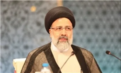 کسانی که نگاهشان به خارج از مرزهاست، روشنفکر جامعه ما نیستند