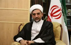 زائران از بحث‌های حاشیه اجتناب کنند / زوار مقابل تفرقه هشیار باشند