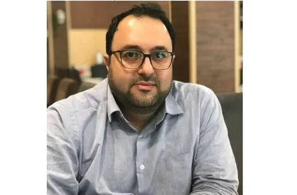 نصیری: دستوری عمل کردن و دخالت دولت بازار را به هم ریخت / بسیاری از سهم&zwnj;ها ارزنده است