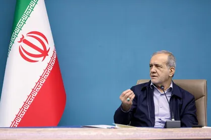پزشکیان: جنگ امروز خطرناک&zwnj;تر و موذی&zwnj;تر از جنگ با عراق است + فیلم