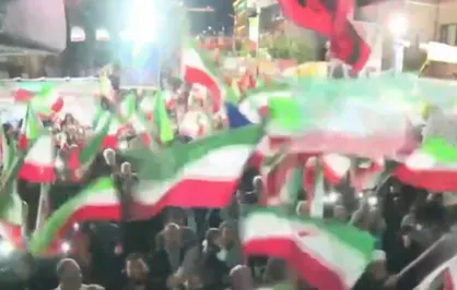 هشتاد و چهارمین موج غیرت ایرانی در زنجان؛ هنوز پرچم&zwnj;ها در کف خیابان&zwnj;ها می&zwnj;چرخند و مردم از دل شب، حماسه می&zwnj;سازند