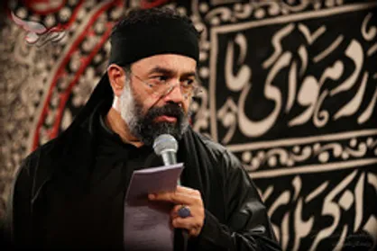 مراسم عزاداری حضرت اباعبدالله نوحه خوانی زیبای محمود کریمی به زبان عربی در جمع شیعیان عراق