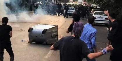 کسانی که شعار &laquo;وای به روزی که مسلح شویم&raquo; را در دانشگاه تهران سر دادند نمود عینی ضد انقلاب در دهه ۶۰ هستند