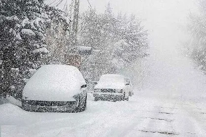 ارتفاع برف در همدان به چهار سانتی&zwnj;متر رسید