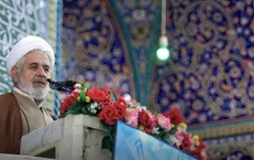 امپراطوری رسانه‌ای دشمن سعی دارد اعتقادات مذهبی جوانان و مردم را تضعیف کند