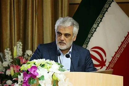 دانشگاه آزاد برای ایجاد دانشگاه مادران برنامه ریزی می&zwnj;کند/ راه&zwnj;اندازی معاونت علمی در واحدهای کوچک و متوسط