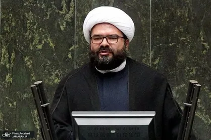 نیک&zwnj;بین: ۶ ماه از زلزله کاشمر گذشته یک ریال تسهیلات شهری بلاعوض پرداخت نشده؛ مردم در چادر زندگی می&zwnj;کنند/ نیکزاد: مجلس بدقول نیست دولت باید اقدام کند + فیلم
