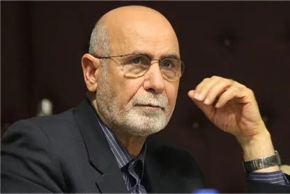 خودکفایی کشور با ایجاد پتنت و تولیدات داخلی /دانشکده&zwnj;های داروسازی باید از گیاه شنبلیله برای تولید دارو بهره ببرند