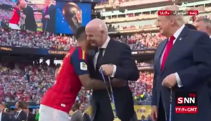 اعضای تیم ملی اسپانیا مدال طلای جام جهانی را دریافت کردند