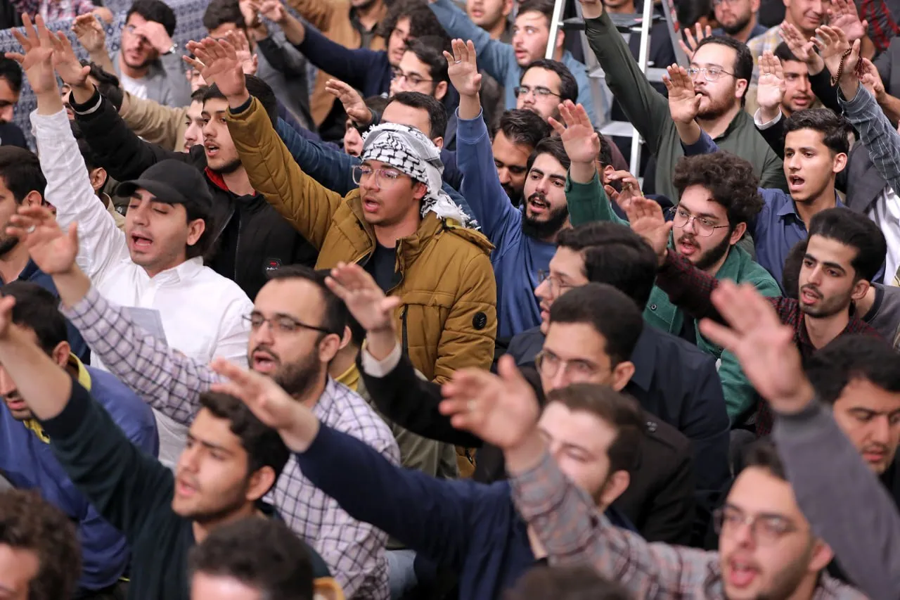 تصاویری از دیدار دانشجویان با حضرت آقا امام خامنه ای