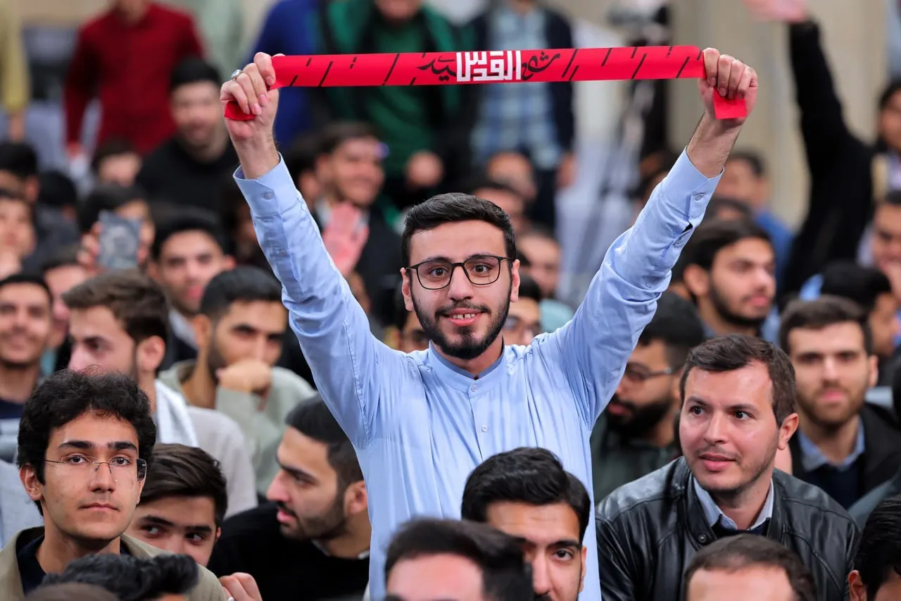 تصاویری از دیدار دانشجویان با حضرت آقا امام خامنه ای