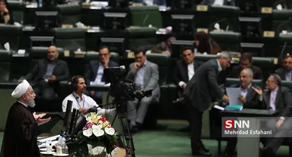روحانی از وزاری اقتصادی کابینه دفاع کرد