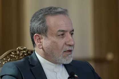 عراقچی: هیچ طرفی حق دخالت و تعیین تکلیف در امور داخلی هیچ کشور دیگری را ندارد + فیلم