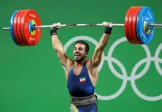 قهرمانی که دیگر برای ایران وزنه نمی‌زند! +عکس