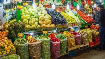 کاهش قیمت ۱۰ قلم سبزی و صیفی در میادین + نرخنامه