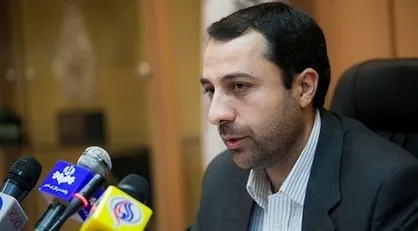 صالح آبادی: اموال مازاد بانک&zwnj;ها باید به فروش برسد / شبکه بانکی نیاز به افزایش سرمایه دارد