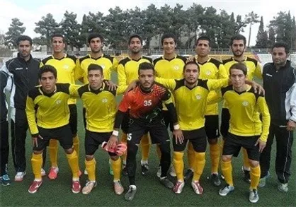 فوتبال شیرازی ها خوش درخشید؛ صعود فجرسپاسی به لیگ برتر و پیروزی امیدبخش شهرراز در لیگ دسته یک