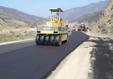 ۹ کیلومتر از پروژه محور سقز–بوکان در دست اجراست