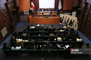 میزگرد سیاسی اجتماعی 