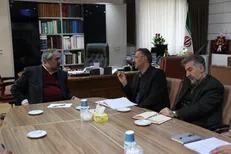 تحقیق و پژوهشى که به کتابخانه منتهى شود به درد صنعت نمى‌خورد