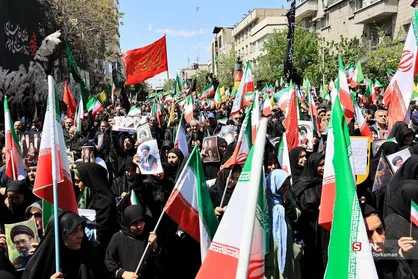 پیام یک دهه نودی به رهبر شهید انقلاب: خیلی دلم برایتان تنگ شده / بهترین ویژگی رهبر شهید ما وطن دوستی بود+ فیلم