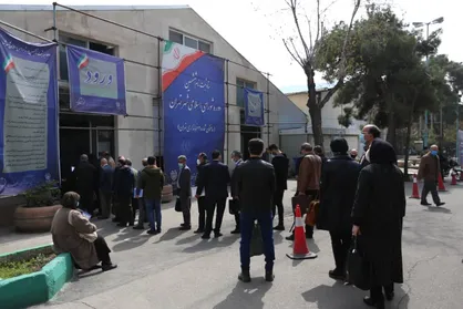 ثبت&zwnj;نام انتخابات شورای شهر؛ ترافیک نامزدها در فرمانداری تهران!
